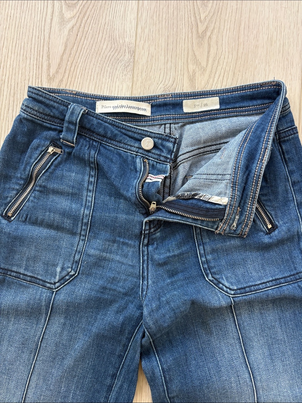 Anthropologie Pilcro flare leg Jeans with Front Zip Pockets